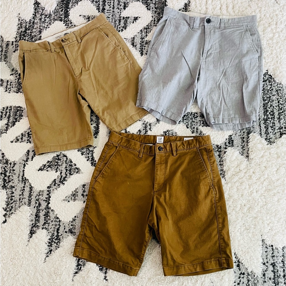 Men’s Khaki Shorts - 30 Waist
